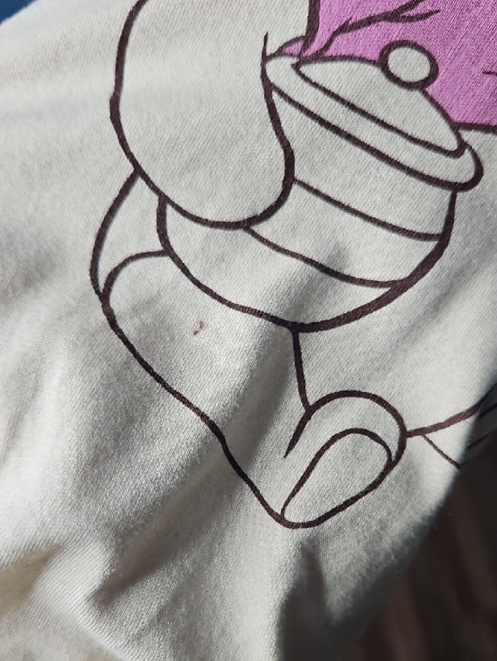 Disney Winnie the Pooh Pale Yellow Tee with Pink Accent Large - Picture 8 of 9